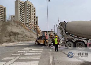 3016工程底盤混凝土濕噴臺車施工現場